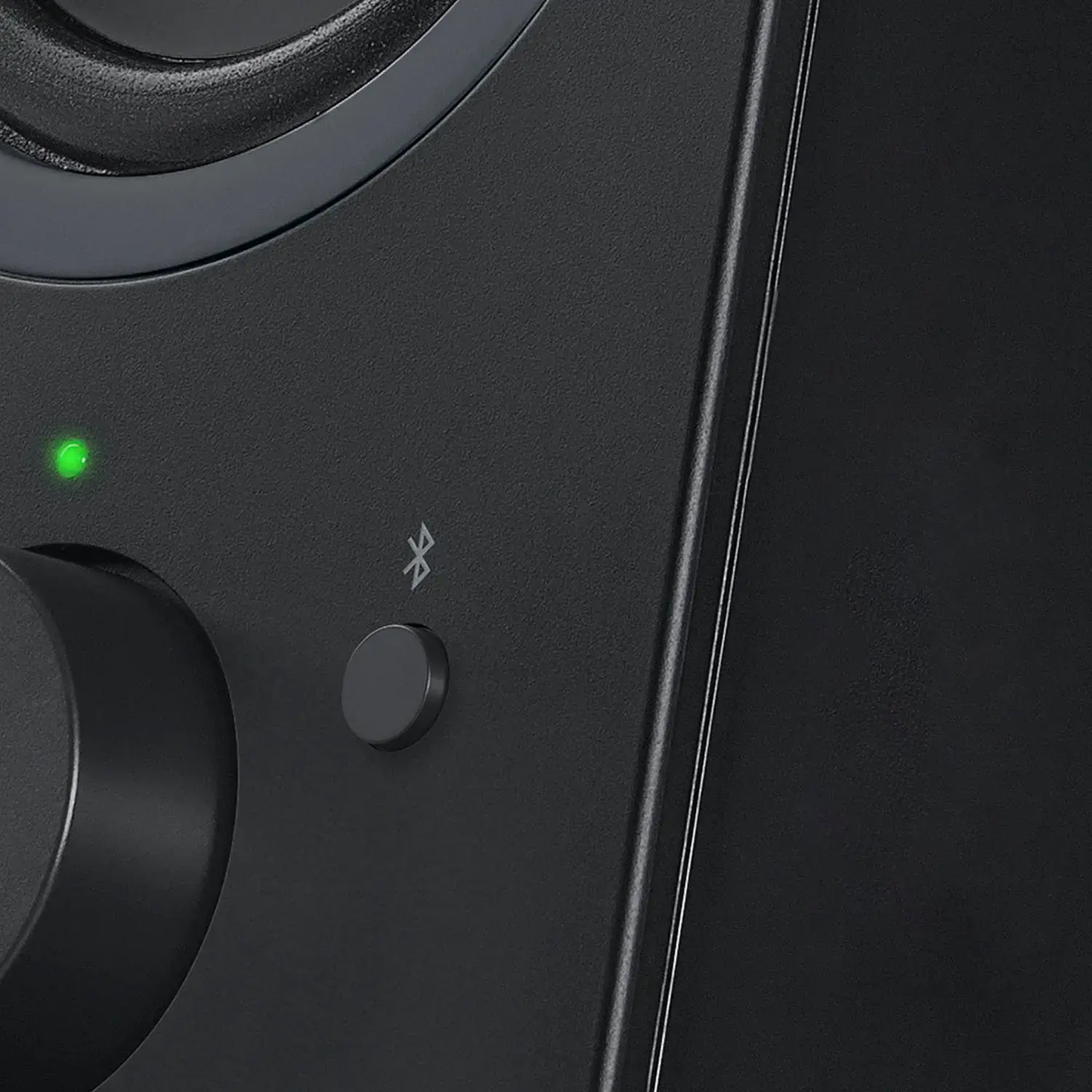 Logitech Z207 2.0 Stereo Computer Speakers with Bluetooth